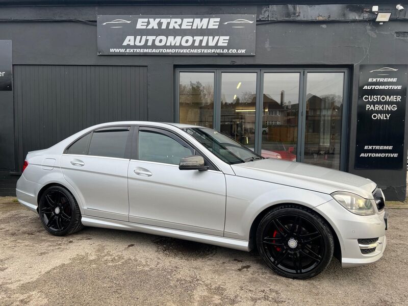 View MERCEDES-BENZ C CLASS 2.1 C220 CDI BlueEfficiency AMG Sport Plus G-Tronic+ Euro 5 (s/s) 4dr