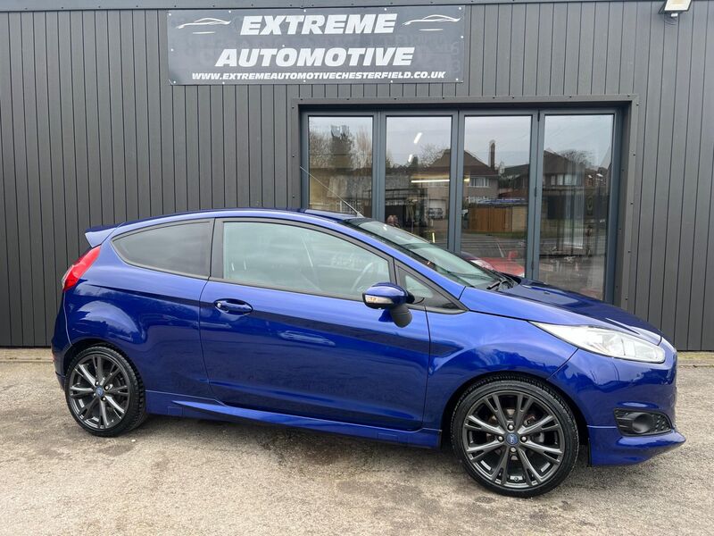 View FORD FIESTA 1.6 TDCi Zetec S Euro 5 3dr