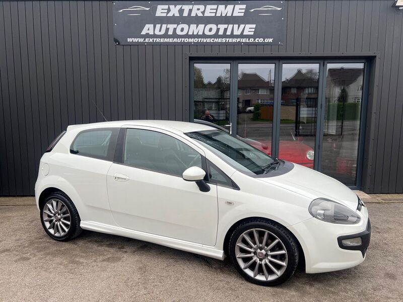 View FIAT PUNTO EVO 1.6 MultiJet Sporting Euro 5 3dr