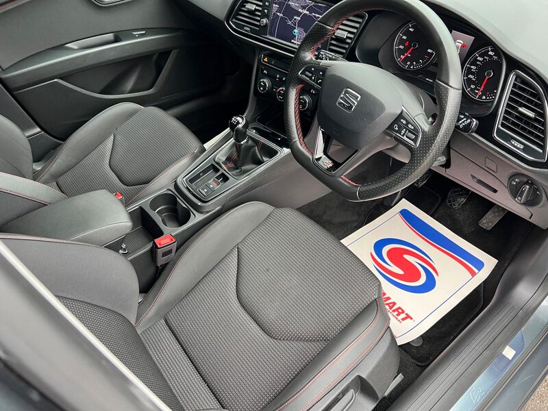 SEAT LEON
