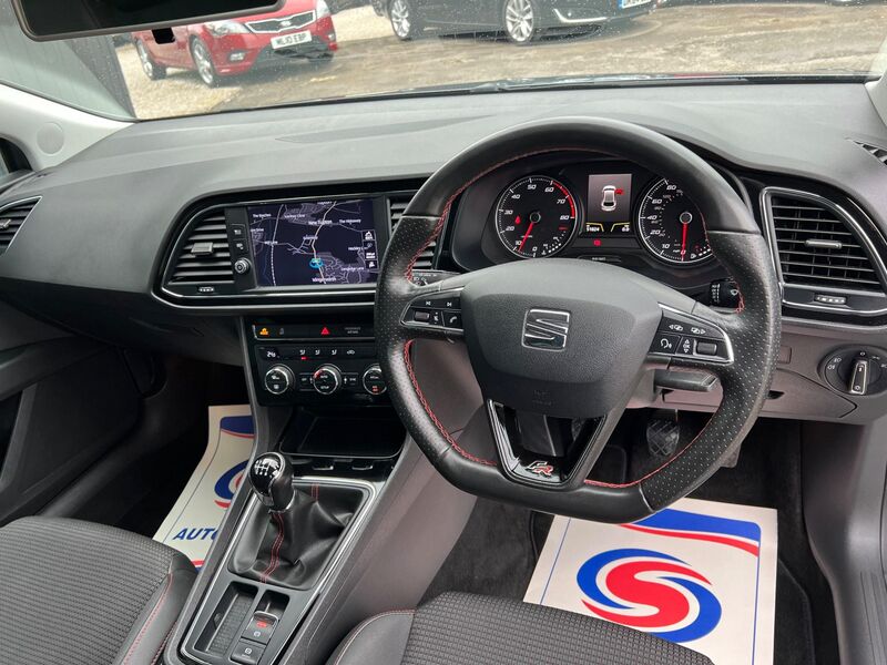 SEAT LEON