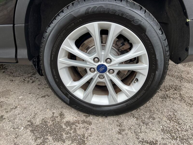 FORD KUGA