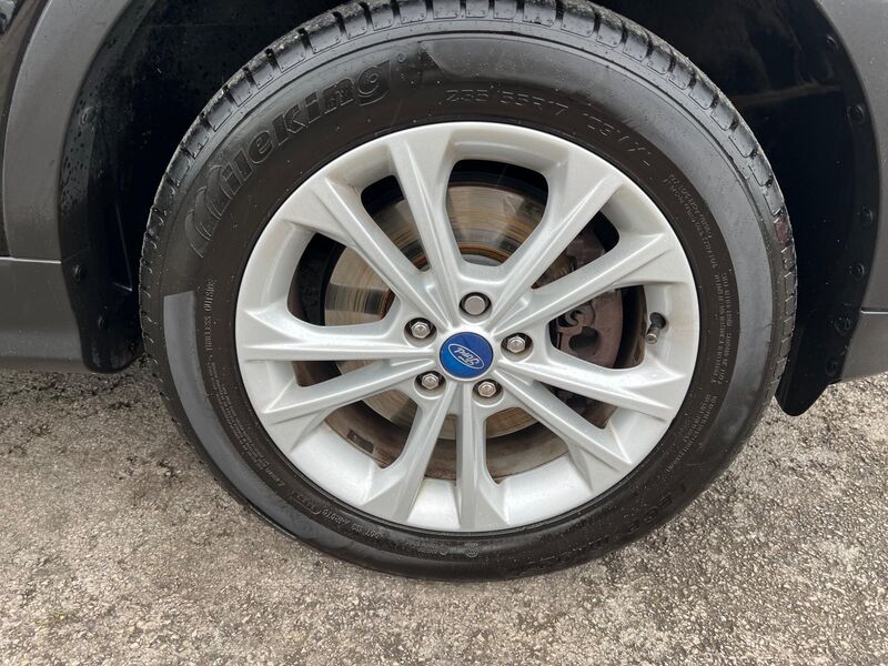 FORD KUGA