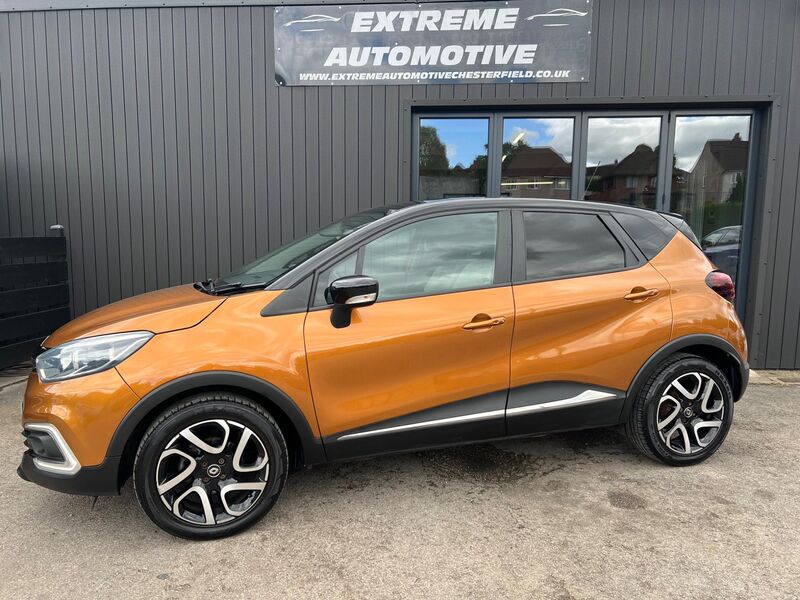 View RENAULT CAPTUR 0.9 TCe ENERGY Iconic Euro 6 (s/s) 5dr