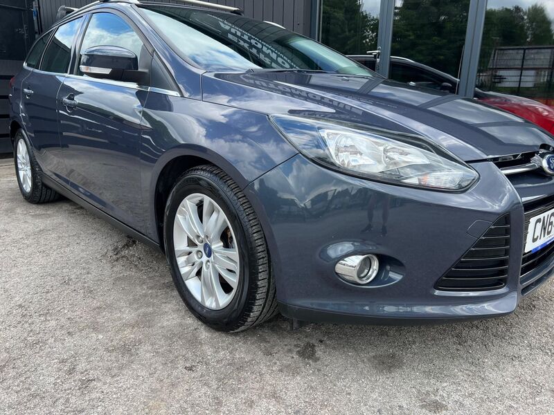 FORD FOCUS