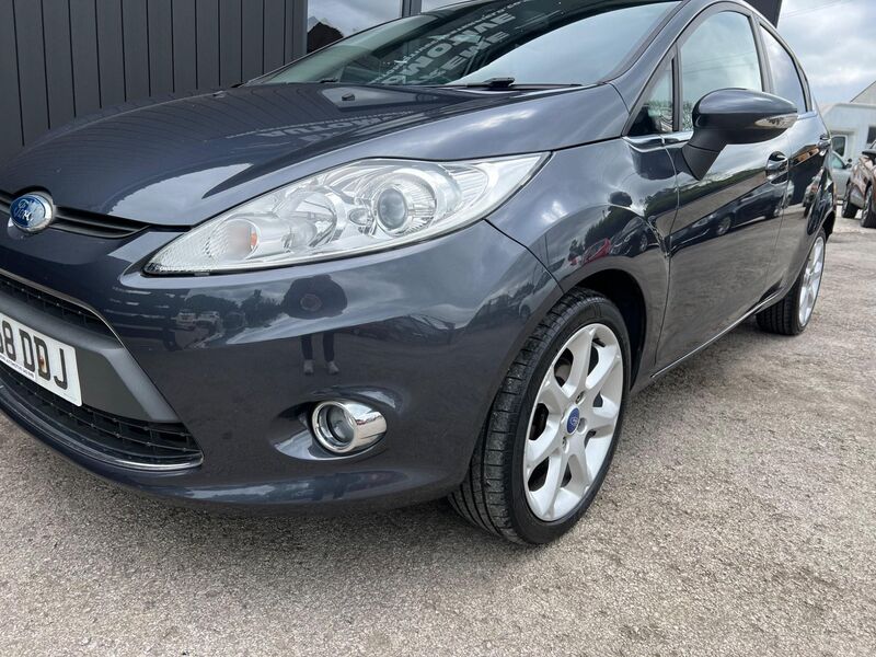 FORD FIESTA