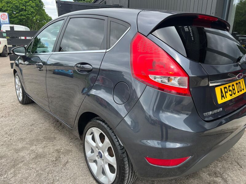 FORD FIESTA