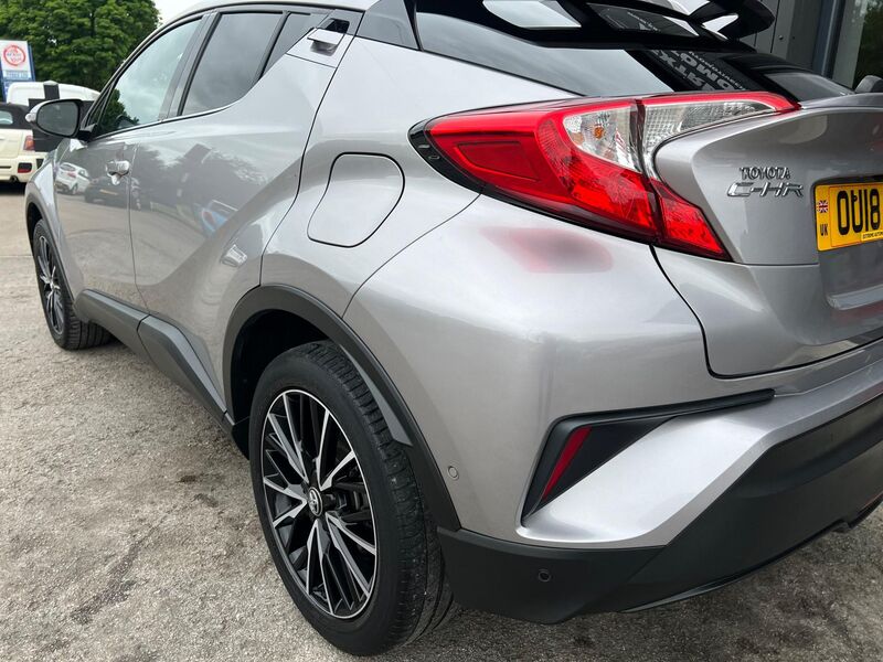 TOYOTA C-HR