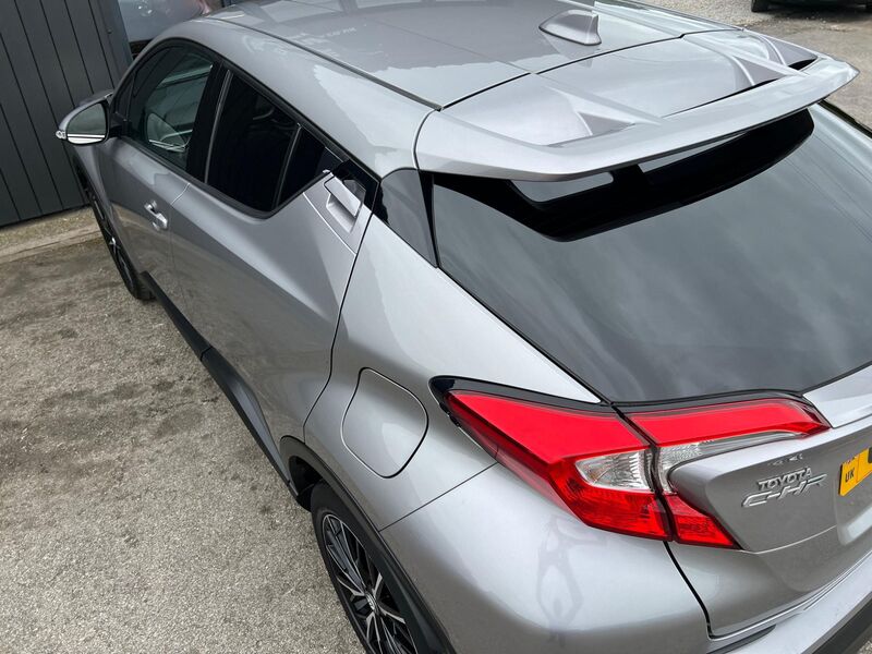 TOYOTA C-HR