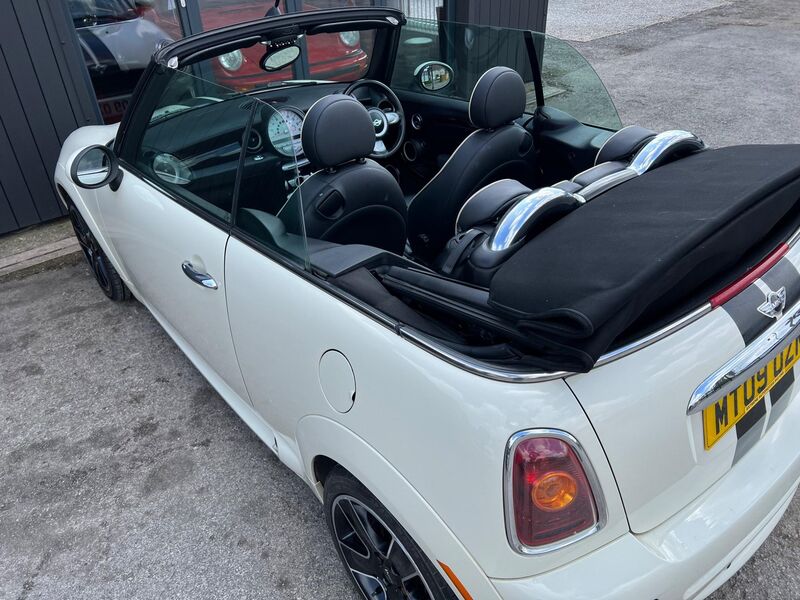 MINI CONVERTIBLE