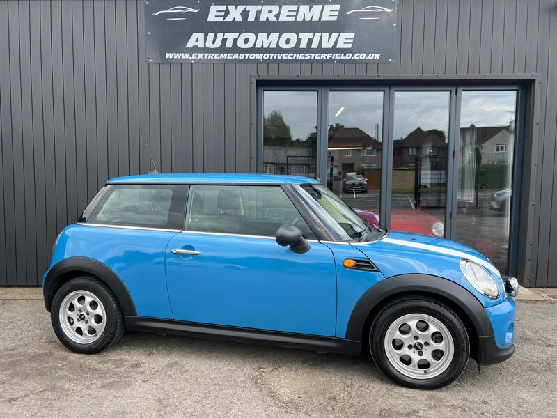 View MINI HATCH 1.6 One Euro 5 3dr