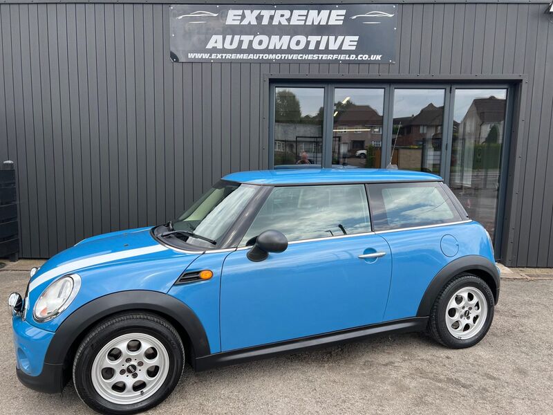 View MINI HATCH 1.6 One Euro 5 3dr