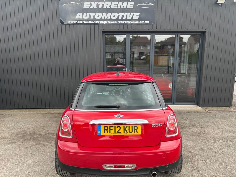 MINI HATCH