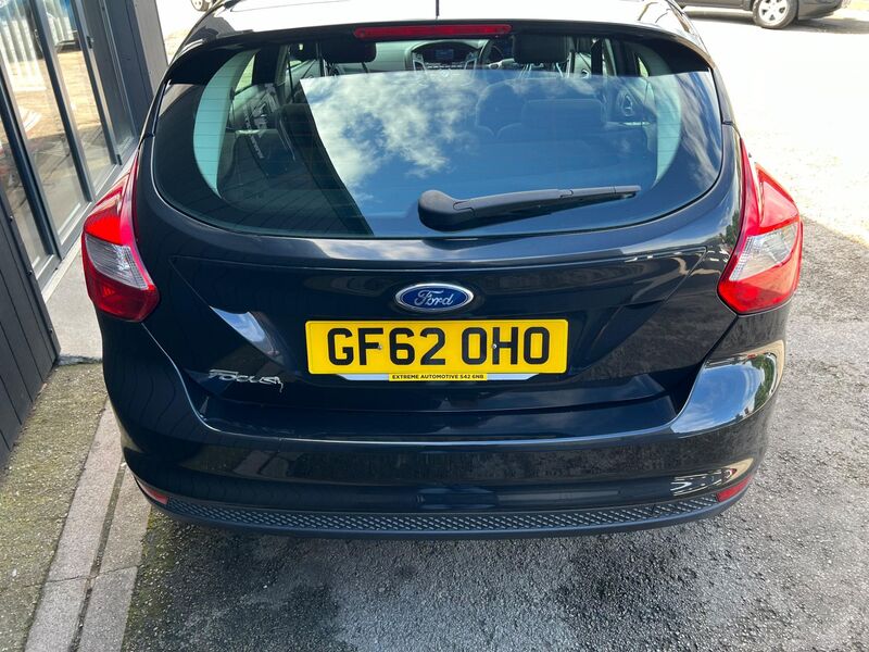 FORD FOCUS