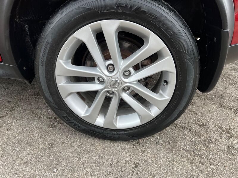 NISSAN JUKE