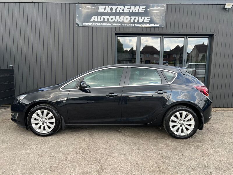VAUXHALL ASTRA