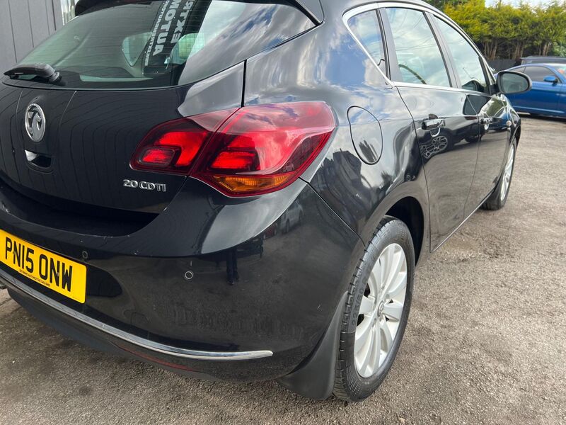 VAUXHALL ASTRA