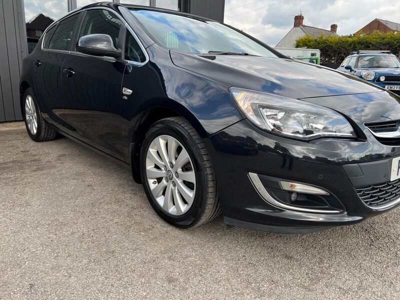 VAUXHALL ASTRA