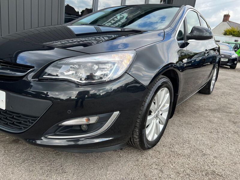 VAUXHALL ASTRA