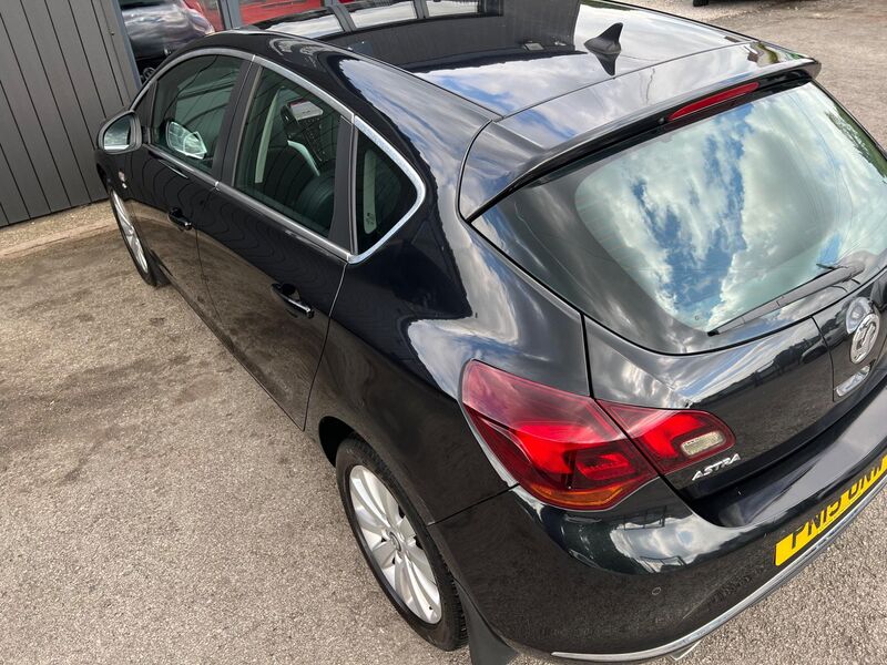 VAUXHALL ASTRA