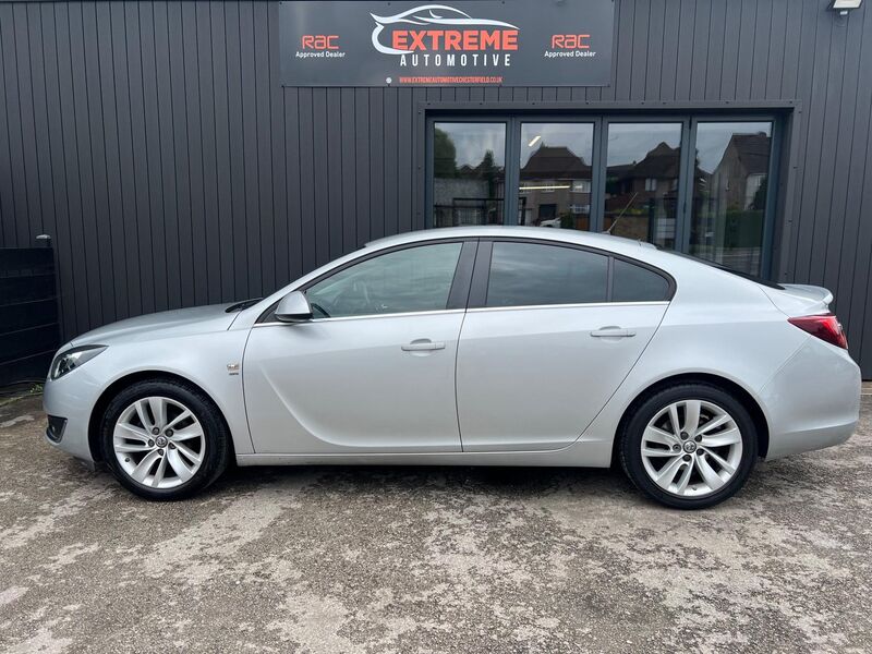 VAUXHALL INSIGNIA