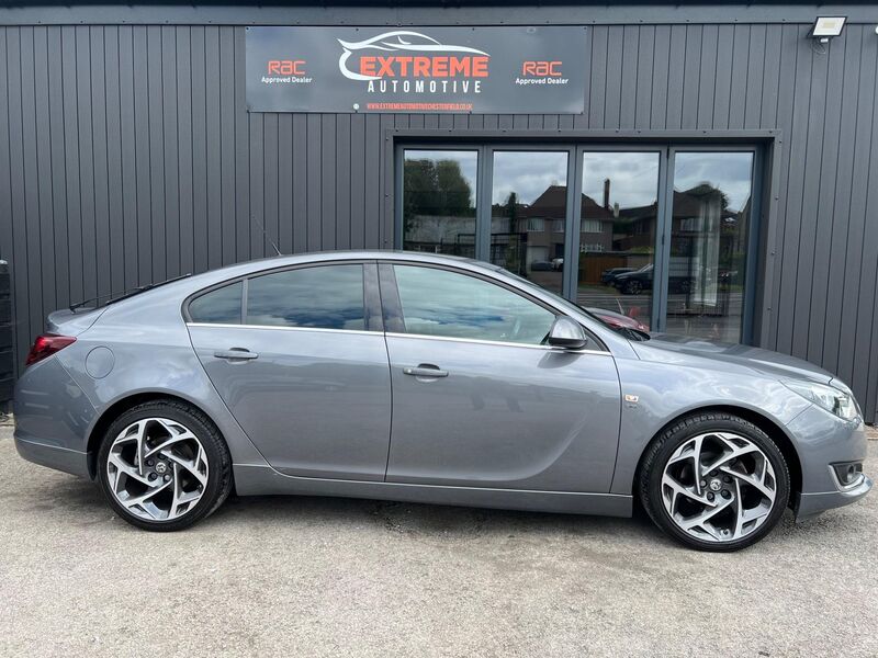 VAUXHALL INSIGNIA