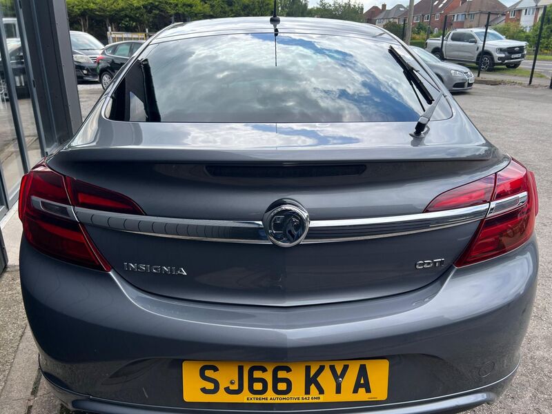 VAUXHALL INSIGNIA