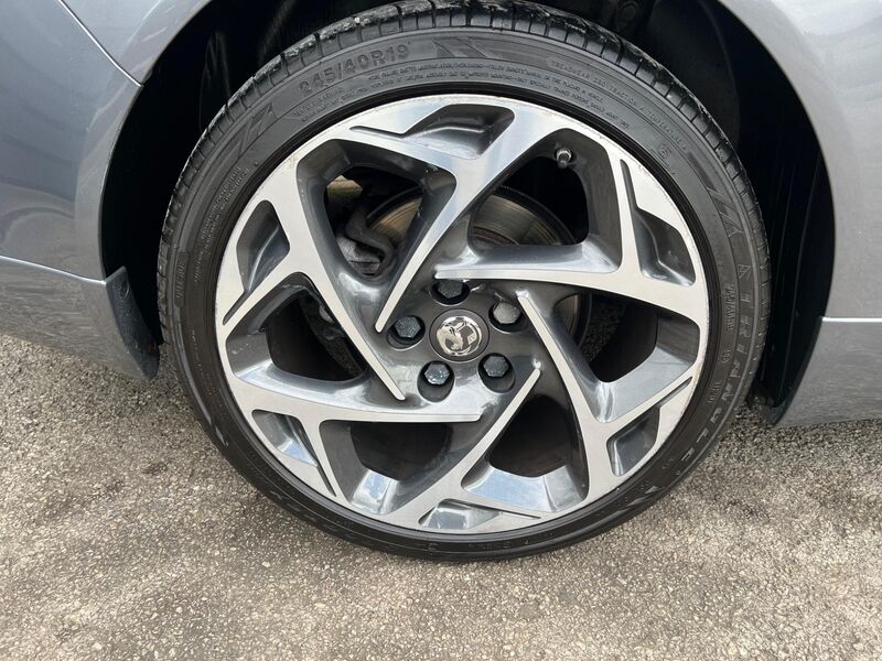 VAUXHALL INSIGNIA