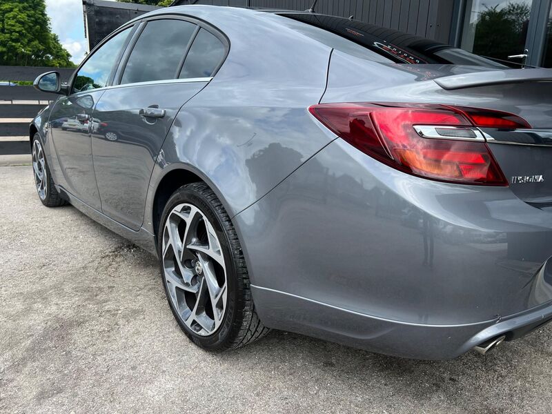 VAUXHALL INSIGNIA