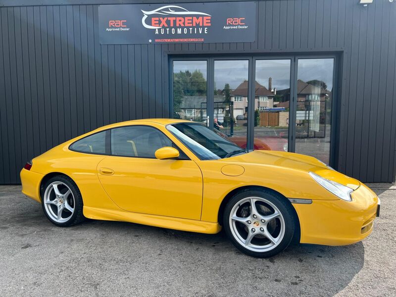 PORSCHE 911