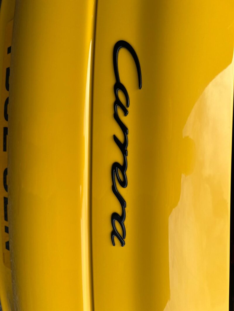 PORSCHE 911