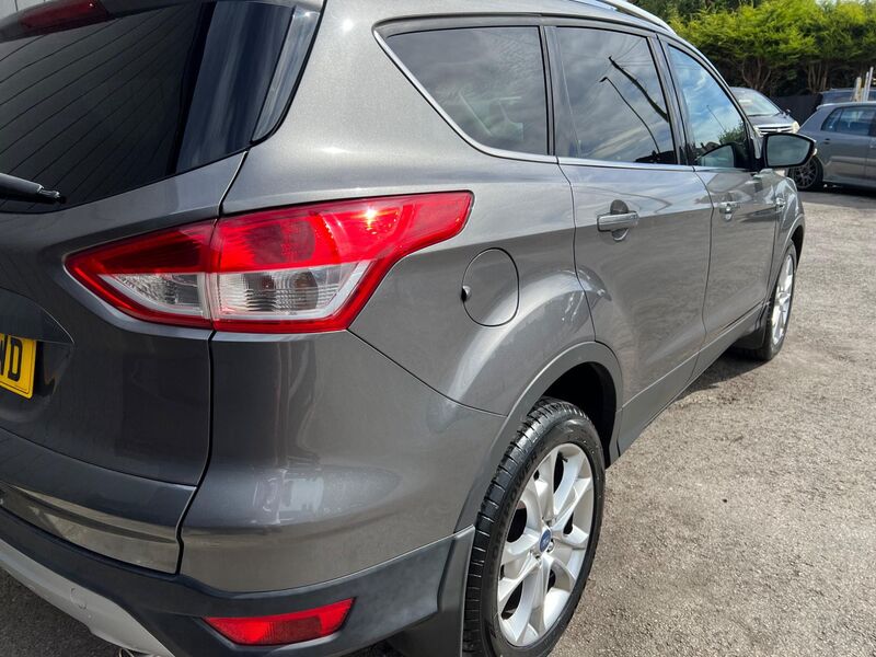 FORD KUGA