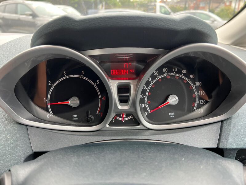 FORD FIESTA