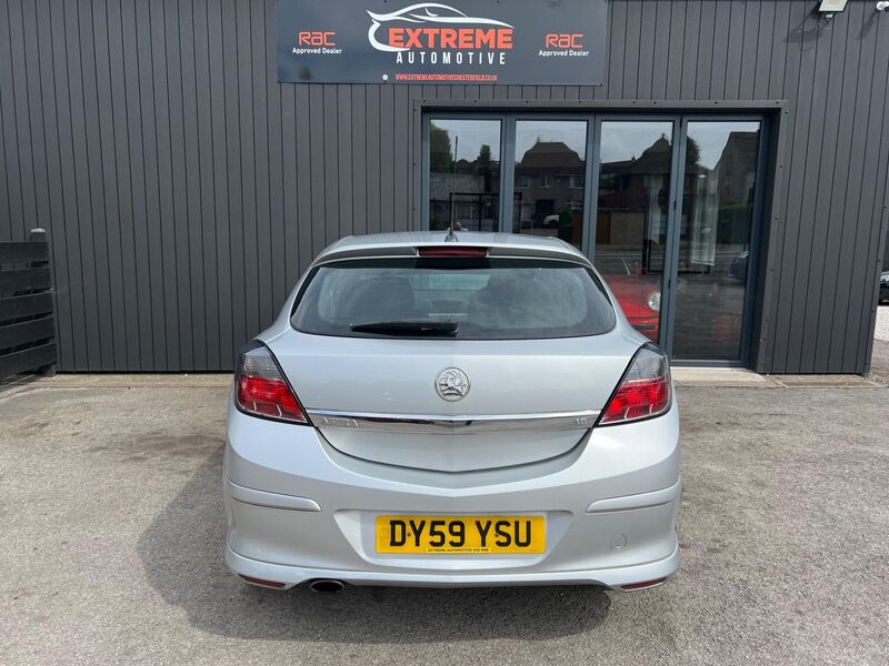VAUXHALL ASTRA