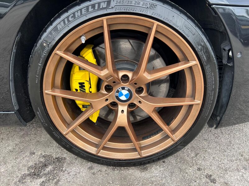 BMW 6 SERIES
