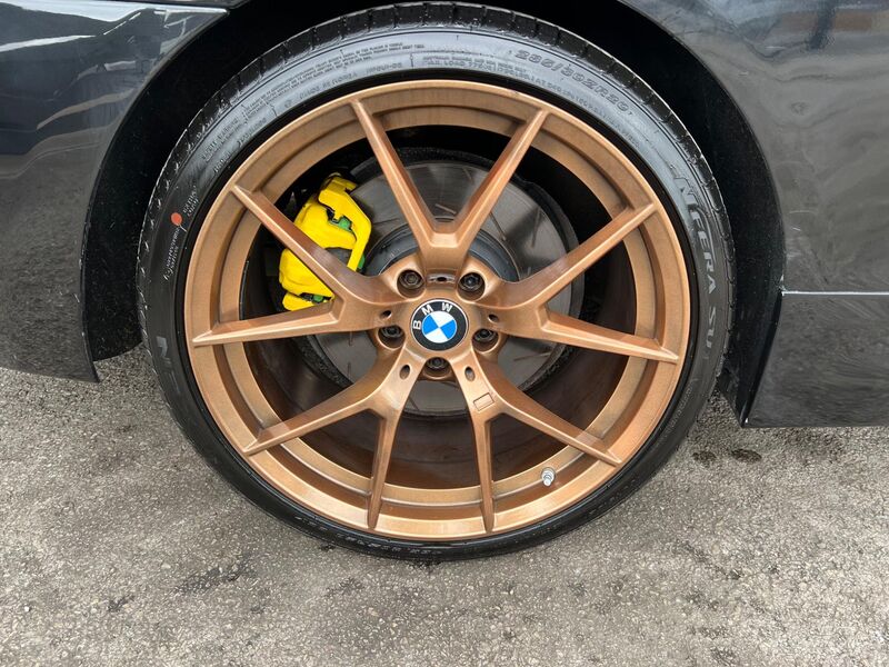 BMW 6 SERIES