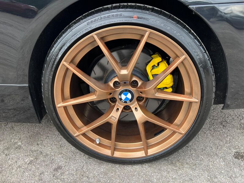 BMW 6 SERIES
