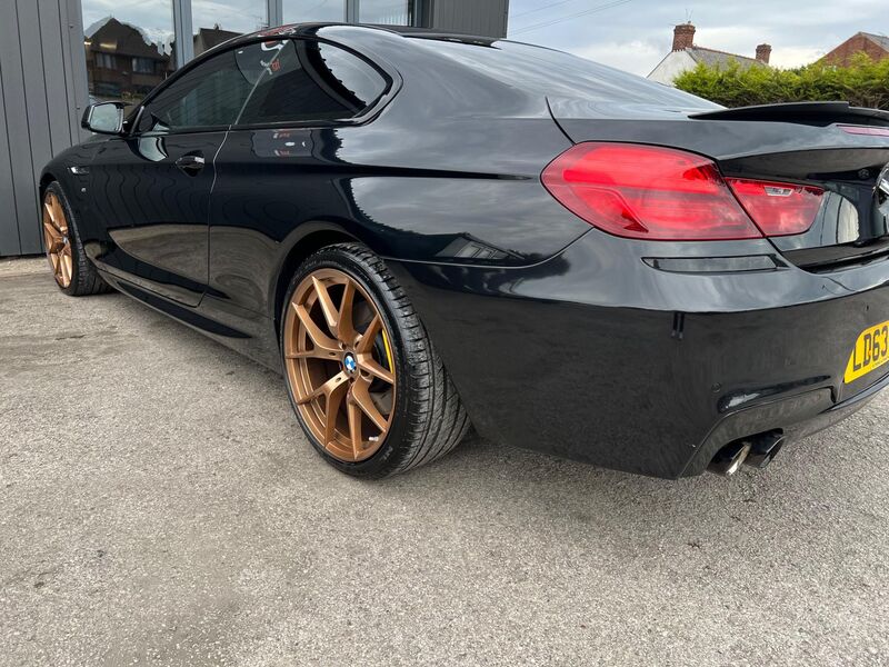 BMW 6 SERIES