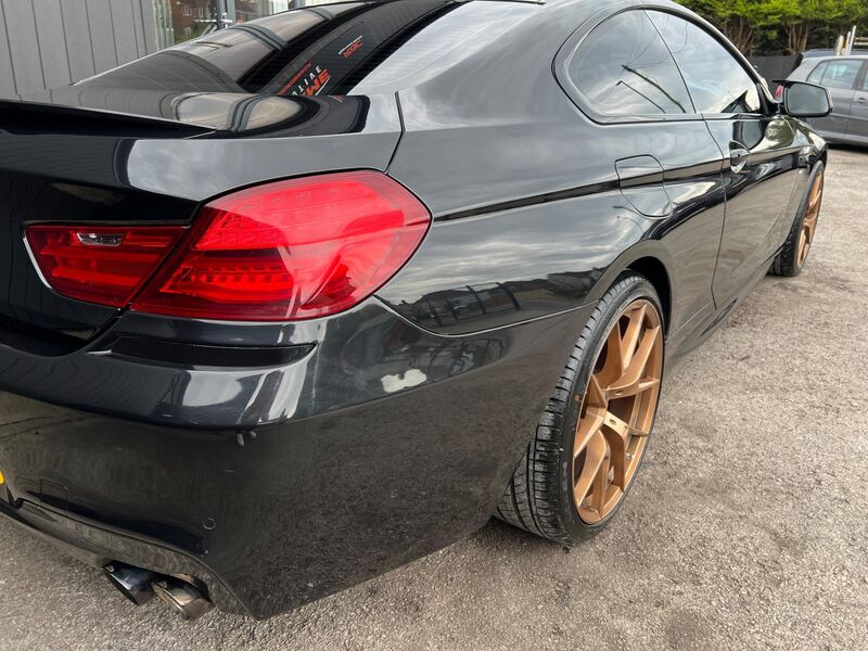 BMW 6 SERIES