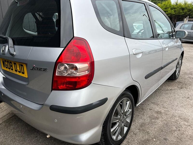 HONDA JAZZ
