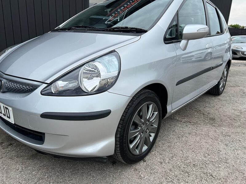 HONDA JAZZ