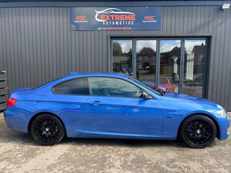 BMW 3 SERIES