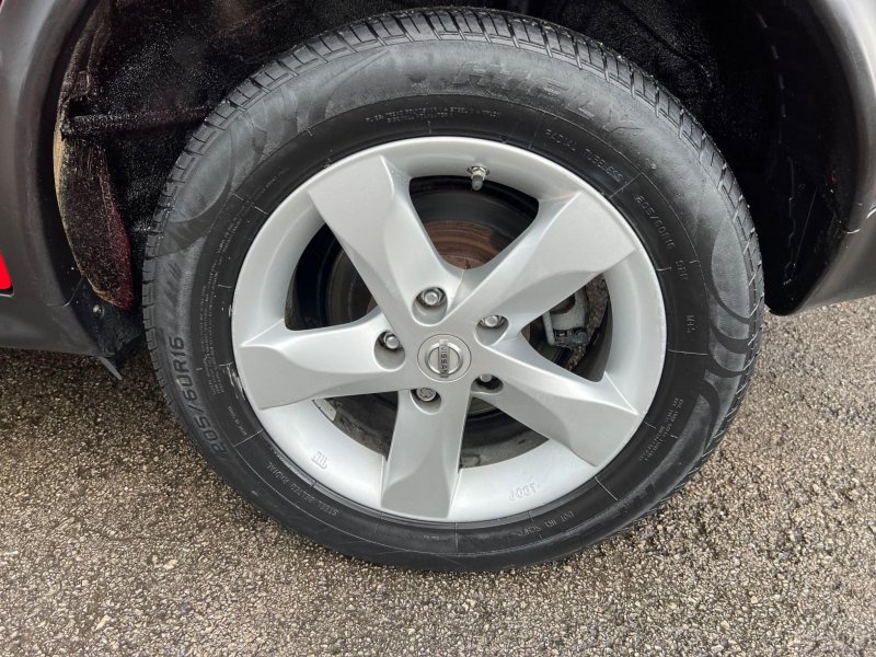 NISSAN JUKE