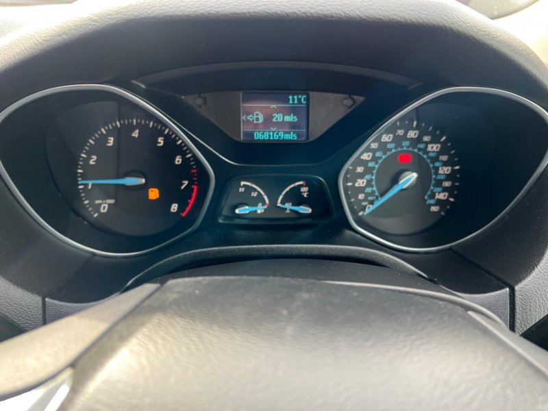 FORD FOCUS