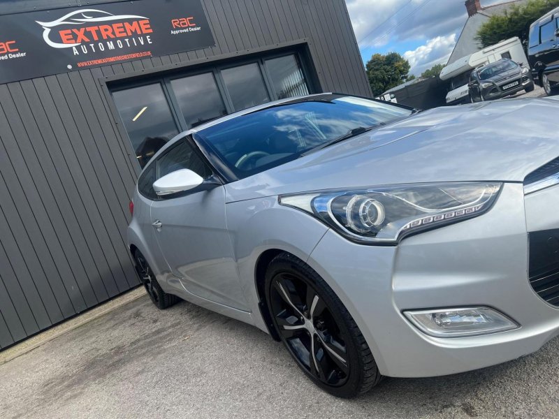 HYUNDAI VELOSTER