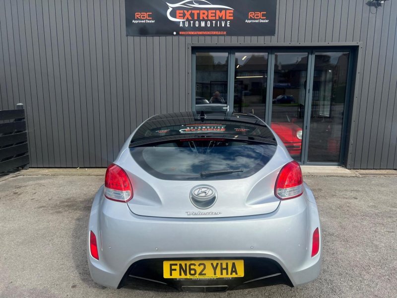 HYUNDAI VELOSTER