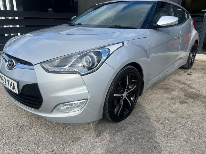 HYUNDAI VELOSTER