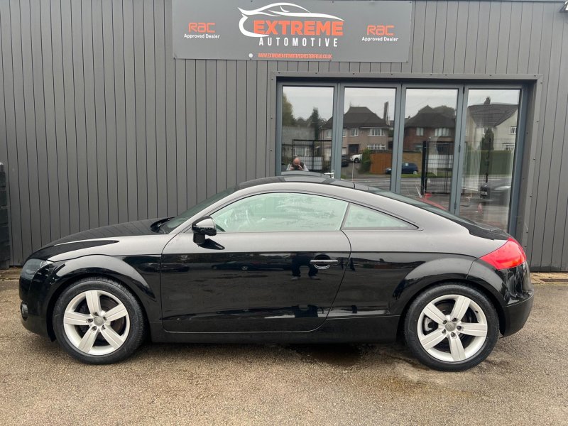 AUDI TT