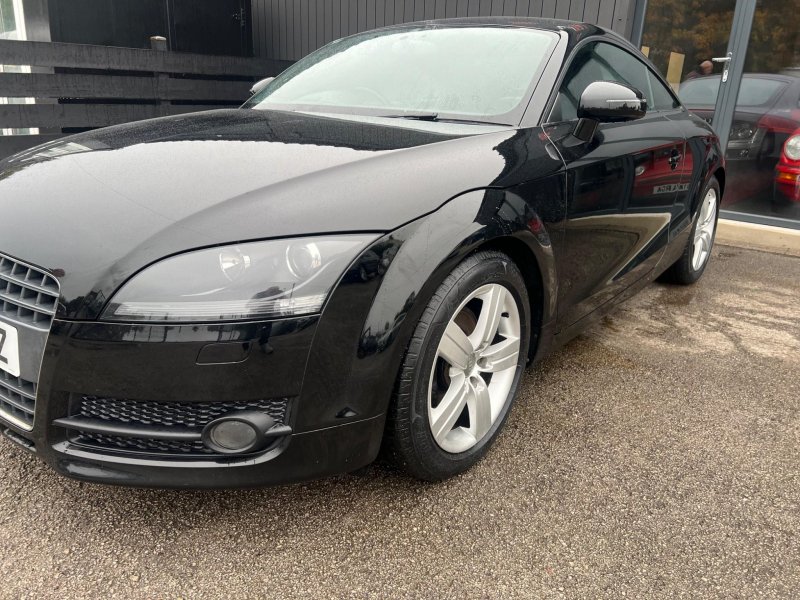 AUDI TT