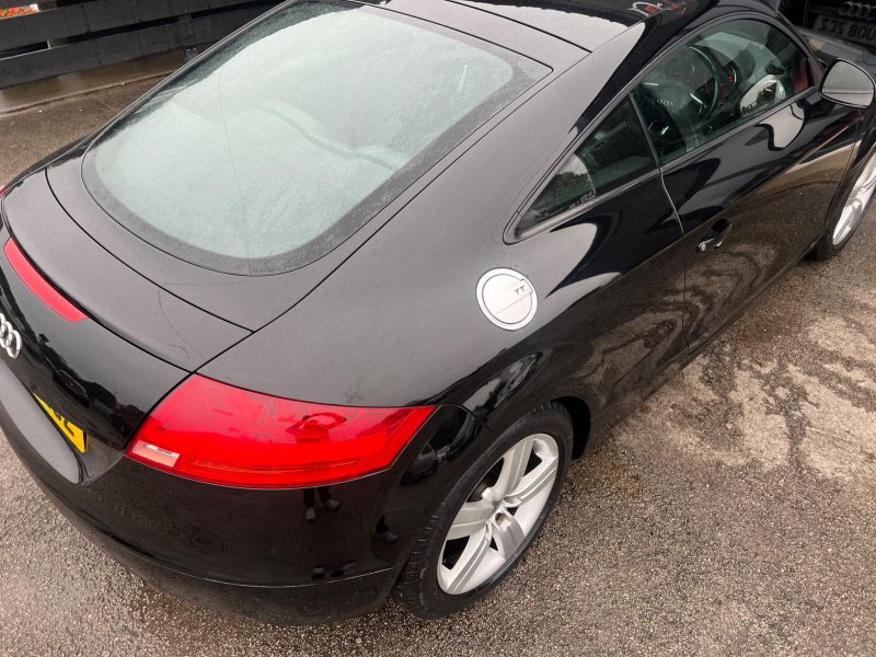 AUDI TT